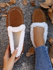 お買い得  レディース・スリッパ＆ビーチサンダル-女性用フェイクスエードモカシンスリッパ - フェイクファーの裏地付き、ステッチのディテールが施された暖かい屋内外用ハウスシューズ