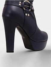 cheap Platform Boots-Women&#039;s White Knee-High Platform Boots with Buckle Straps and High Heels – Stylish Winter Boots for Bold Fashion Statements