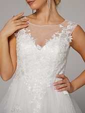 economico Abiti sposa di lusso-abiti da sposa matrimonio sulla spiaggia a-line illusion neck senza maniche lunghezza pavimento corte strascico pizzo abiti da sposa con applicazioni ricamate 2025