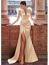 preiswerte Sekt-Meerjungfrau Abendkleid Elegantes Kleid Formell Sweep  Bürstenzug Ärmellos V-Ausschnitt Champagner Kleid Satin mit Federn
