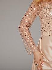 preiswerte Sekt-Meerjungfrau Abendkleid Elegantes Kleid Karneval Maskerade bodenlang langärmlig Illusions-Ausschnitt Champagner Brautmutter Kleid Satin mit Perlen Überrock