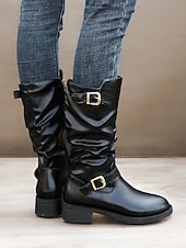 olcso Slouch Boots-fekete, lábszárközépig érő, lenge női csizma krokk-dombornyomott részletekkel és arany csatos díszítéssel – lezser és stílusos dizájn