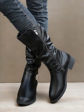 olcso Slouch Boots-fekete, lábszárközépig érő, lenge női csizma krokk-dombornyomott részletekkel és arany csatos díszítéssel – lezser és stílusos dizájn