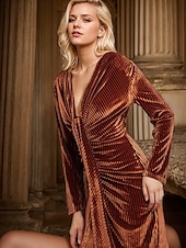 abordables robe de soirée-Robe midi froncée en velours à col V