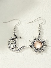 economico Orecchino da donna-orecchini pendenti vintage con sole e luna - gioielli celestiali color argento con accenti di perle e cristalli per le donne, perfetti per look boho e casual