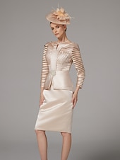 tanie Długość herbaty-Sukienka w Kształcie Sheath Garnitur Sukienka Matki Panny Młodej Elegancka Urocza Plus Size Dekolt Bateau Długość do Kolan Satynowa Rękaw 3/4 Długość Herbaciana z Wstążką  Kryształami Sukienka na