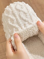 economico Ciabatte e infradito da donna-pantofole da donna in pile con adorabile ricamo a forma di orso – calde pantofole da casa per il comfort invernale