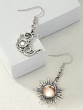 economico Orecchino da donna-orecchini pendenti vintage con sole e luna - gioielli celestiali color argento con accenti di perle e cristalli per le donne, perfetti per look boho e casual