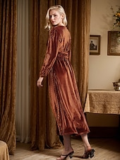 abordables vestido de fiesta-Vestido midi de terciopelo con escote en V fruncido