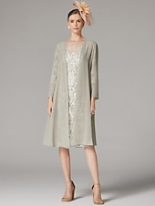 economico Con giacca-Abito a Due Pezzi Mother of the Bride Elegante Collo Gioiello Lunghezza al Ginocchio in Chiffon pizzo Maniche a Tre Quarti Inclusa la Giacca con Applicazioni in Perline Abito per la Giornata delle