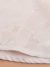 billige Blonder topper-Kvinners hvite elegante blonde topper øyelet bluse uformell ensfarget vanlig topper lang erm skjortekrage knapper lomme vanlig passform daglig romantiske petite topper sommerferie slitasje hvit gul