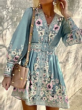 baratos Vestidos Florais Elegantes-Mulheres Minivestido Vestido casual Vestidos Boho Chic Vestido Boho Elegante Boêmia Estilo bonito Férias Diário Praia Ajuste Largo Gráfico Manga Longa Decote V Verde Claro Azul Céu Roxo Primavera