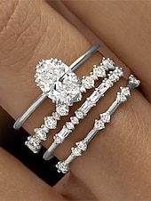 abordables Anillos de mujer-Anillos apilables de oro engastados con circonitas cúbicas de corte ovalado y redondo, elegantes joyas minimalistas para mujeres, perfectas para bodas, compromisos y ocasiones especiales.