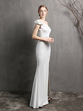 abordables BLANC-Robe de Soirée Sirène  Trompette Élégante Robe Formelle Mariage Longueur de Sol Sans Manches Une Épaule Crêpe Extensible avec Perles Volants 2025