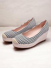 cheap Platform Heels-Women&#039;s Red Gingham Espadrille Wedge Heels with Crochet Toe Cap, Vintage Style Summer Shoes for Casual and Vacation Wear