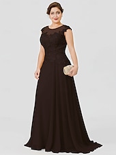 preiswerte Bodenlänge-A-Linie Mutter der Braut Kleid Hochzeitsgast Elegant Plus Size Illusionshals Sweep  Brush Zug Chiffon Perlenbesetzte Spitze Kurze Ärmel ohne Schleife(n) Falten 2025 kostenlose Maßanfertigung