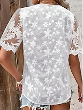 abordables Hauts en dentelle-Blouses en dentelle blanche élégante pour femmes blouses ajourées tops réguliers unis décontractés à manches courtes col en V patchwork en dentelle ajustement régulier quotidiens blancs romantiques