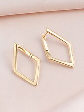 economico Orecchino da donna-orecchini a cerchio in oro geometrici minimalisti a forma di diamante: gioielli eleganti per le donne, perfetti per l&#039;uso quotidiano e per le occasioni speciali
