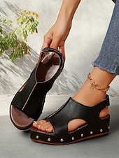 abordables Sandales Décontractées-sandales compensées découpées noires pour femmes avec détails cloutés et semelle plateforme confortable - chaussures d&#039;été tendance pour les sorties décontractées et à la plage