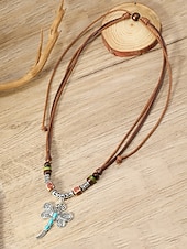 economico Collana da donna-collana vintage in pelle con ciondolo a farfalla – gioiello regolabile in stile boho per donne e uomini, perfetto per abbigliamento casual e da festa