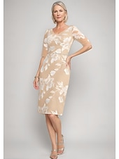 abordables Avec veste-Robe mère de la mariée deux pièces robe fourreau  colonne élégante vintage col en V longueur thé chiffon dentelle florale appliquée à manches 3/4 avec veste ruchée robe de jour de course