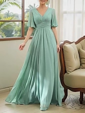 baratos Vestidos para Madrinhas-Linha A Vestido de Madrinha Decote V Manga Curta Frente Única Longo Chiffon / Elastano com Fru-Fru / Pregueado / Franzido 2022