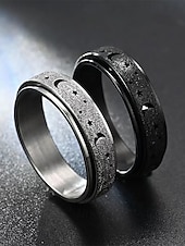 economico Gioielli da uomo-anello spinner da uomo con design a luna e stelle – regolabile, in acciaio inossidabile e che cambia colore, ideale per alleviare lo stress e per l&#039;abbigliamento casual