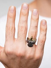 abordables Joyas para hombres-Anillo de águila vintage de plata y oro para hombre: diseño animal atrevido, joyería de acero inoxidable, perfecto para uso informal, fiestas y regalos.