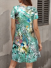 levne hawaiské šaty-Dámské mini šaty casual šaty petite šaty tričkové šaty tee šaty sundress casual dovolená casual denní regular fit květinové leopardí krátký rukáv crew neck zelená léto