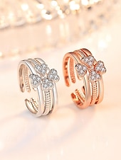 preiswerte Damenringe-Stapelbares Herzring-Set aus Silber für Damen – elegantes, kristallverziertes Design für Verlobung, Jahrestag oder den Alltag