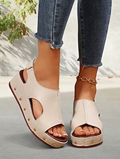 abordables Sandales Décontractées-sandales compensées découpées noires pour femmes avec détails cloutés et semelle plateforme confortable - chaussures d&#039;été tendance pour les sorties décontractées et à la plage