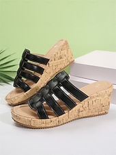 abordables Sandales Décontractées-sandales compensées dorées à lanières pour femmes avec semelle en imitation liège – chaussures d&#039;été élégantes pour les tenues décontractées et de plage