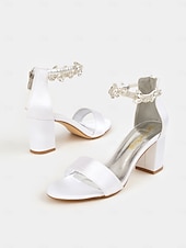 preiswerte Prom-weiße Satin-Brautsandalen mit Blockabsatz und floralem Fesselriemchen – perfekt für Hochzeiten und Empfänge