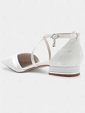 abordables Occasionnel-chaussures à talons bas en satin bleu marine avec brides croisées et superposition de dentelle pour événements formels et mariages pour femmes