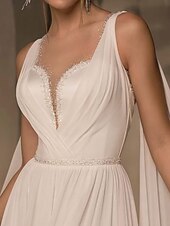 baratos vestidos de casamento casuais-Vestidos Casuais de Noiva A-Line Decote Profundo Sem Mangas Cauda Cortante Chiffon Trajes de Noiva Vestidos Com Fenda Com pedrarias Pregas Frufru