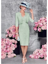 preiswerte Mit Jacke-Zweiteiliges Kleider-Mutter der Braut-Kleid Hochzeitsgast Kirche Tiefe Satin Spitze Halbe Ärmel Kurze Jacke Kleider mit Spitze Split Front Kristall Brosche Derby Kleid Rennenstag Kleid 2025