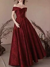 abordables Robes de bal de promo-Robes de bal en A robe vintage bal gala cravate noire longueur complète manches courtes épaules dénudées poches polyester sans dos avec imprimé floral robe invitée de mariage