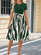 tanie Sukienki w paski i geometryczne-Damskie Sukienka mini Sukienka t-shirtowa Sukienka A line Sukienka sportowa Codzienny Urlop Ulica Codzienny Regularny Graficzny Krótki rękaw Półgolf Czarny Wino Granatowy Błękit nieba Lato