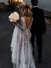 preiswerte lässige Brautkleider-Hochzeitskleider Ballkleid V-Ausschnitt Langarm Kapelle Zug Satin Brautkleider mit Falten gerafft