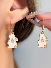 abordables Pendiente de mujer-Pendientes con forma de huevo de Pascua: diseño ondulado colorido, chapados en oro, perfectos para Pascua, moda primaveral y ocasiones festivas.
