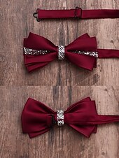 levne Pánské kravaty a motýlky-vínový saténový motýlek s křišťálovým zdobením – elegantní pánský formální doplněk na svatby, večírky a speciální akce