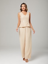 abordables Longueur du plancher-Combinaison  pantalon 3 pièces robe de la mère de la mariée invité de mariage formel élégante encolure en V longue jusqu&#039;au sol robe en chiffon avec dentelle manches longues blazer avec appliqués