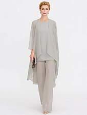 tanie Garnitury dla mamy-Kombinezon  Spodnium 3 Częściowe Teściowej Ślubne Gościń Elegancka Plus Size Zawiera Bateau Długość do Podłogi Chiffon Bez Rękawów Kurtka z Jednolitym Kolorem