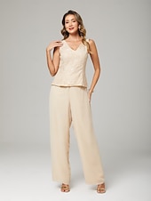 abordables Longueur du plancher-Combinaison  pantalon 3 pièces robe de la mère de la mariée invité de mariage formel élégante encolure en V longue jusqu&#039;au sol robe en chiffon avec dentelle manches longues blazer avec appliqués