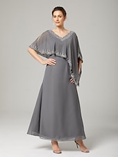 economico Lunghezza del pavimento-Abito madre della sposa a colonna  a sheaths elegante scollo a V lungo fino al pavimento in chiffon maniche a metà con perline