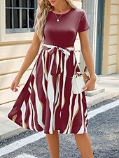 tanie Sukienki w paski i geometryczne-Damskie Sukienka mini Sukienka t-shirtowa Sukienka A line Sukienka sportowa Codzienny Urlop Ulica Codzienny Regularny Graficzny Krótki rękaw Półgolf Czarny Wino Granatowy Błękit nieba Lato