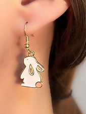 abordables Pendiente de mujer-Pendientes con forma de huevo de Pascua: diseño ondulado colorido, chapados en oro, perfectos para Pascua, moda primaveral y ocasiones festivas.
