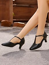 abordables Chaussures de danses latines-talons de danse noirs à bride en T pour femmes – parfaits pour les événements de danse latine et de salon.