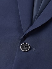 economico Abiti formali-Uomo Completi Matrimonio Nero Blu marino Primavera, Autunno, Inverno, Estate Tuta Dentellato Affari Abbigliamento da lavoro Tinta unita Vestibilità aderente 2 pezzi Monopetto Due Bottoni