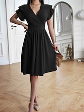 preiswerte Einfaches Kleid-Damen Midi Kleid Korsett Kleid T-Shirt Kleid Tee Kleid Einfarbig A-Linien Kleid Lässig Urlaub Alltag Reguläre Passform Grafik Kurzarm V-Ausschnitt Schwarz Wein Blau Grün Sommer